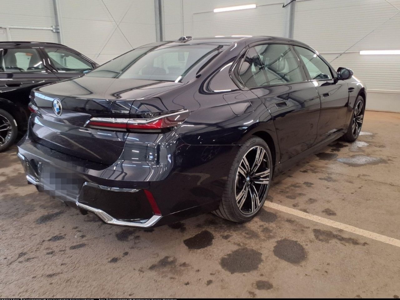 BMW 740d xDr M SPORT SkyLounge,StHzg,360°,DAPro,HUD foto 4