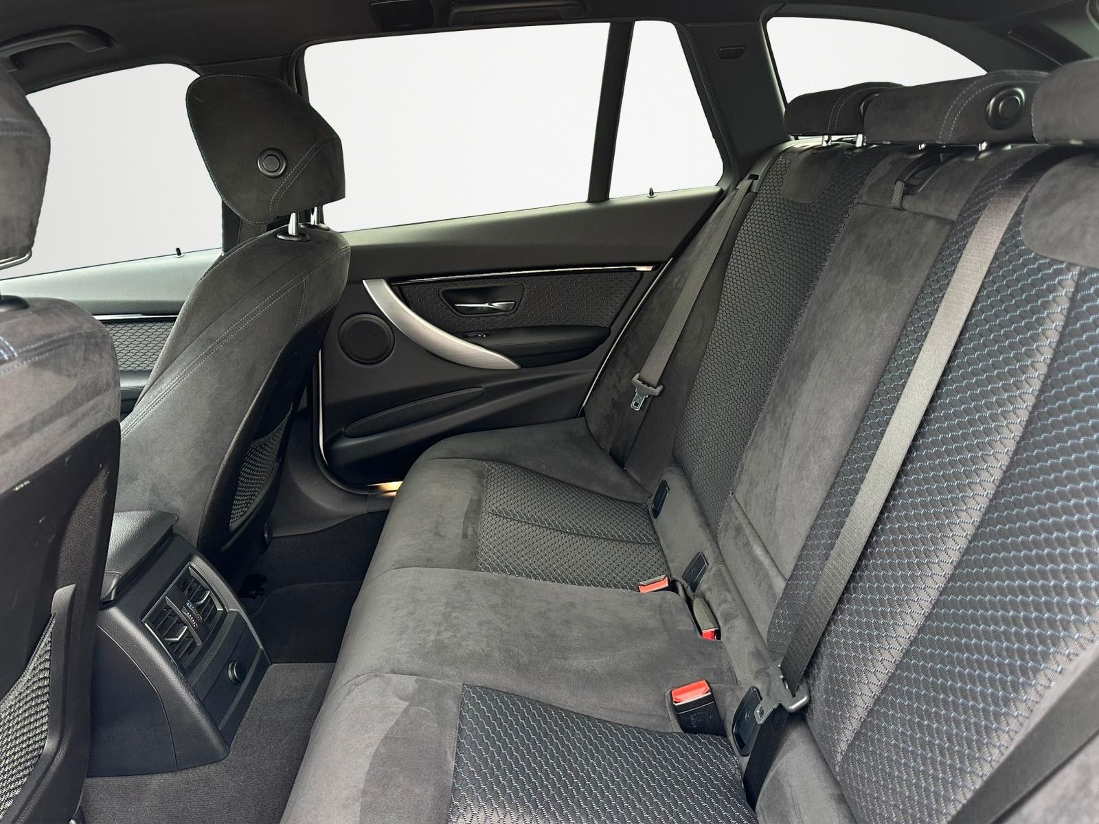 BMW 325d M-Sport GARANTIE/AUTOMATIK/ALCANTARA/LED/AK foto 14