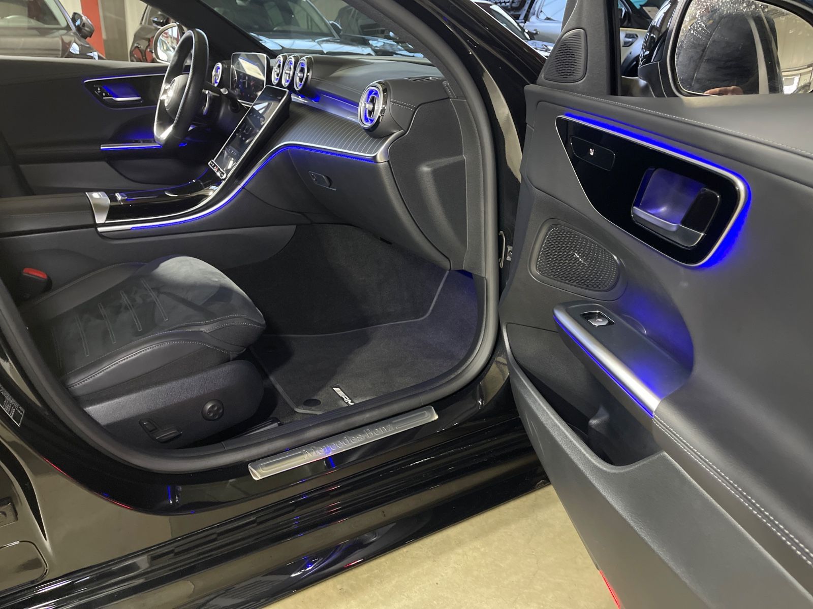 Mercedes-Benz C 180 T-MOD.-AMG-LINE+AHK+SHZ+PANO+360°+GARANTIE foto 25