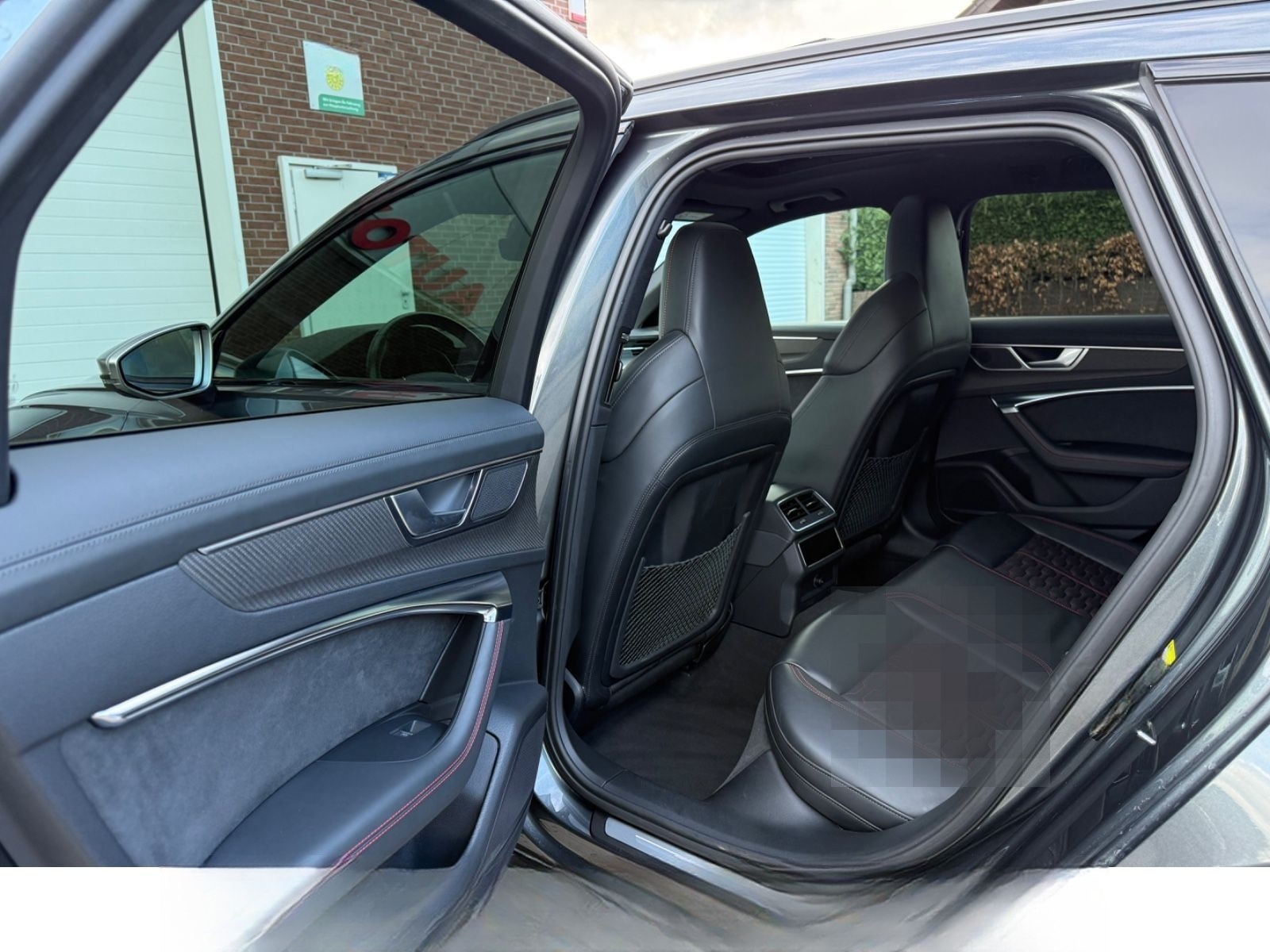 Audi RS6 Avant 4.0 TFSI quattro foto 15