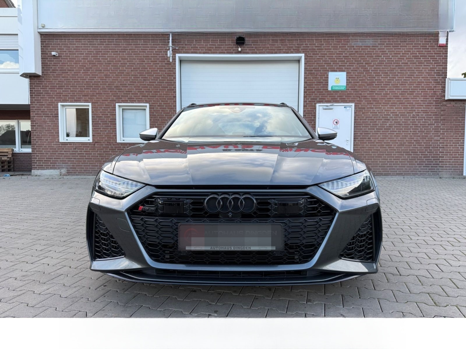 Audi RS6 Avant 4.0 TFSI quattro foto 4