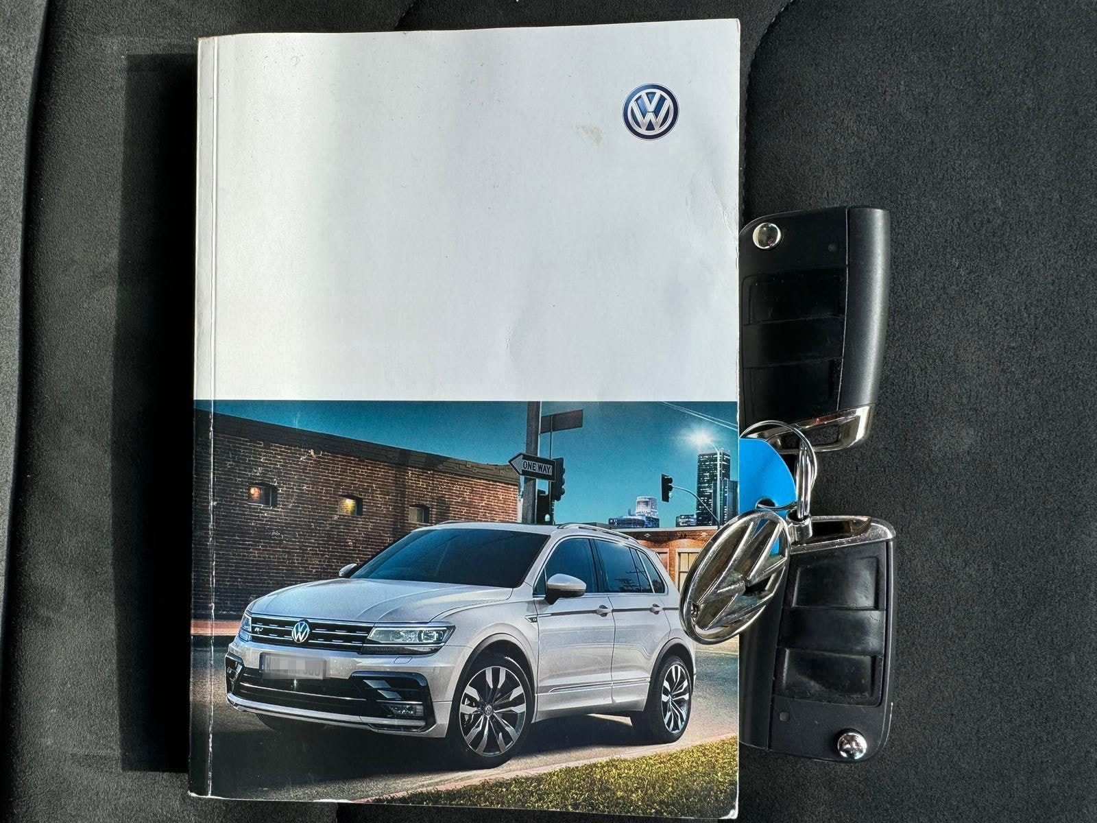 Volkswagen Tiguan 2.0 TDI Highline Virtual Kamera ACC Alu foto 15