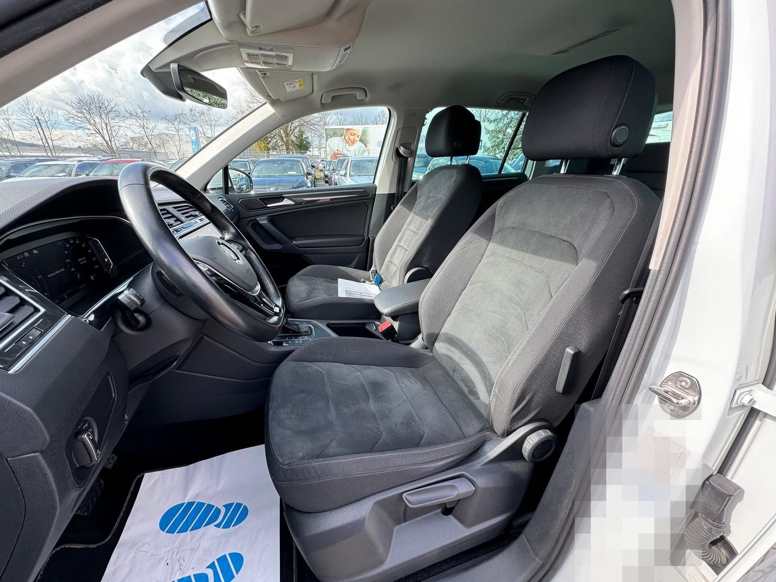 Volkswagen Tiguan 2.0 TDI Highline Virtual Kamera ACC Alu foto 8