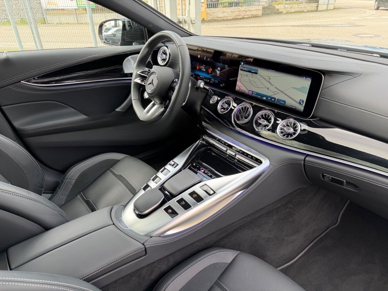 Mercedes-Benz AMG GT 53 4M+ MAGNO/Pano/Sitzkl/HUD/Dis/Bur/SAGA foto 24