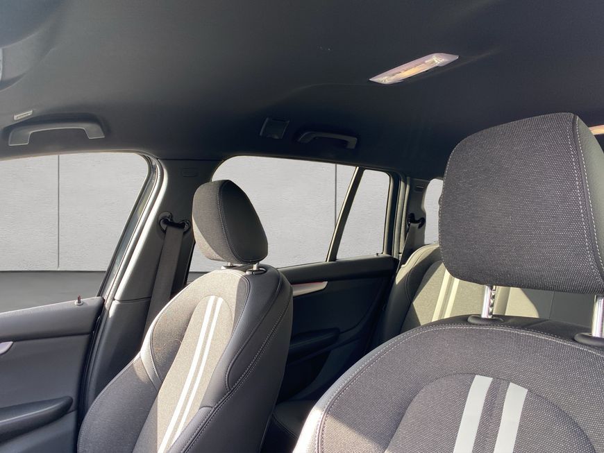 BMW 218i Gran Tourer M Sport foto 16