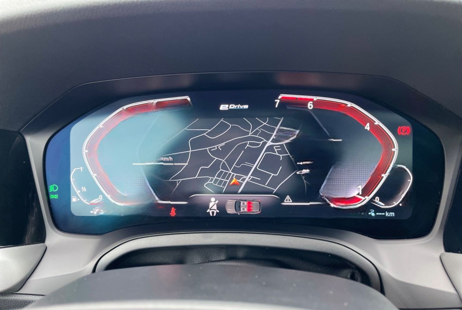 BMW 330e Advantage HeadUp PANO VirtuCock Kamera 1.Hd foto 12