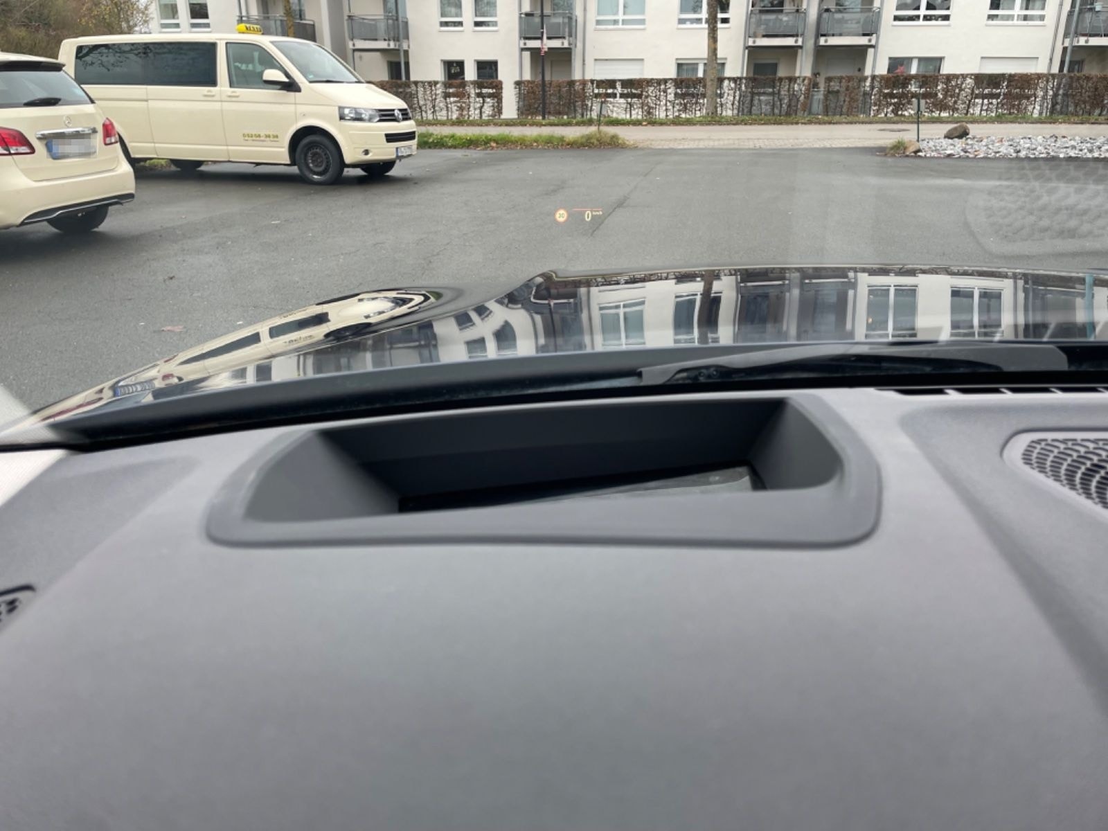 BMW 330e Advantage HeadUp PANO VirtuCock Kamera 1.Hd foto 13