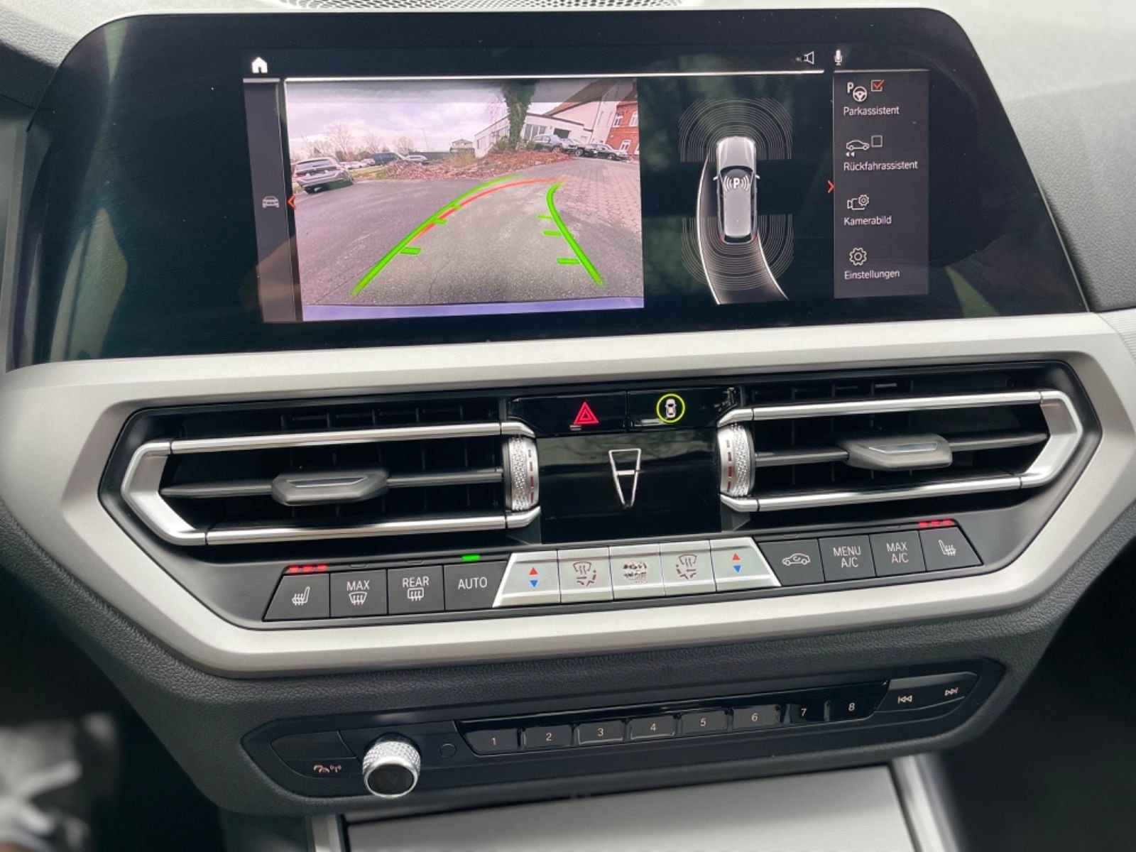 BMW 330e Advantage HeadUp PANO VirtuCock Kamera 1.Hd foto 22