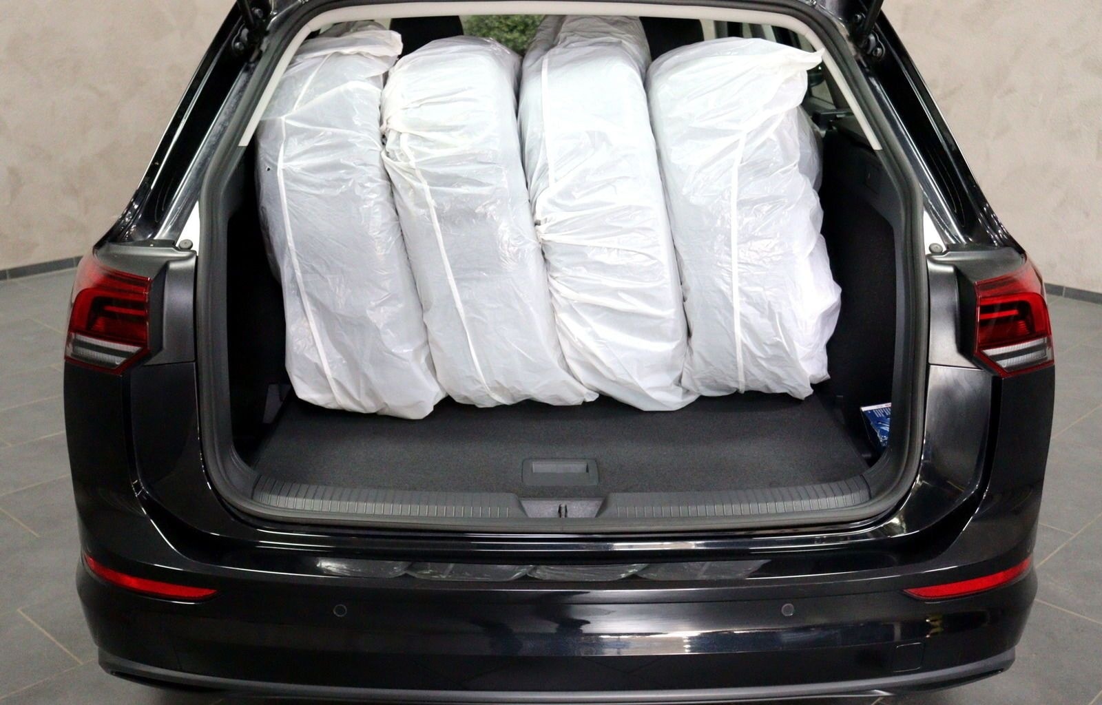 Volkswagen Golf VIII Variant 2.0 TDI DSG Life LED NAVI FLA foto 23