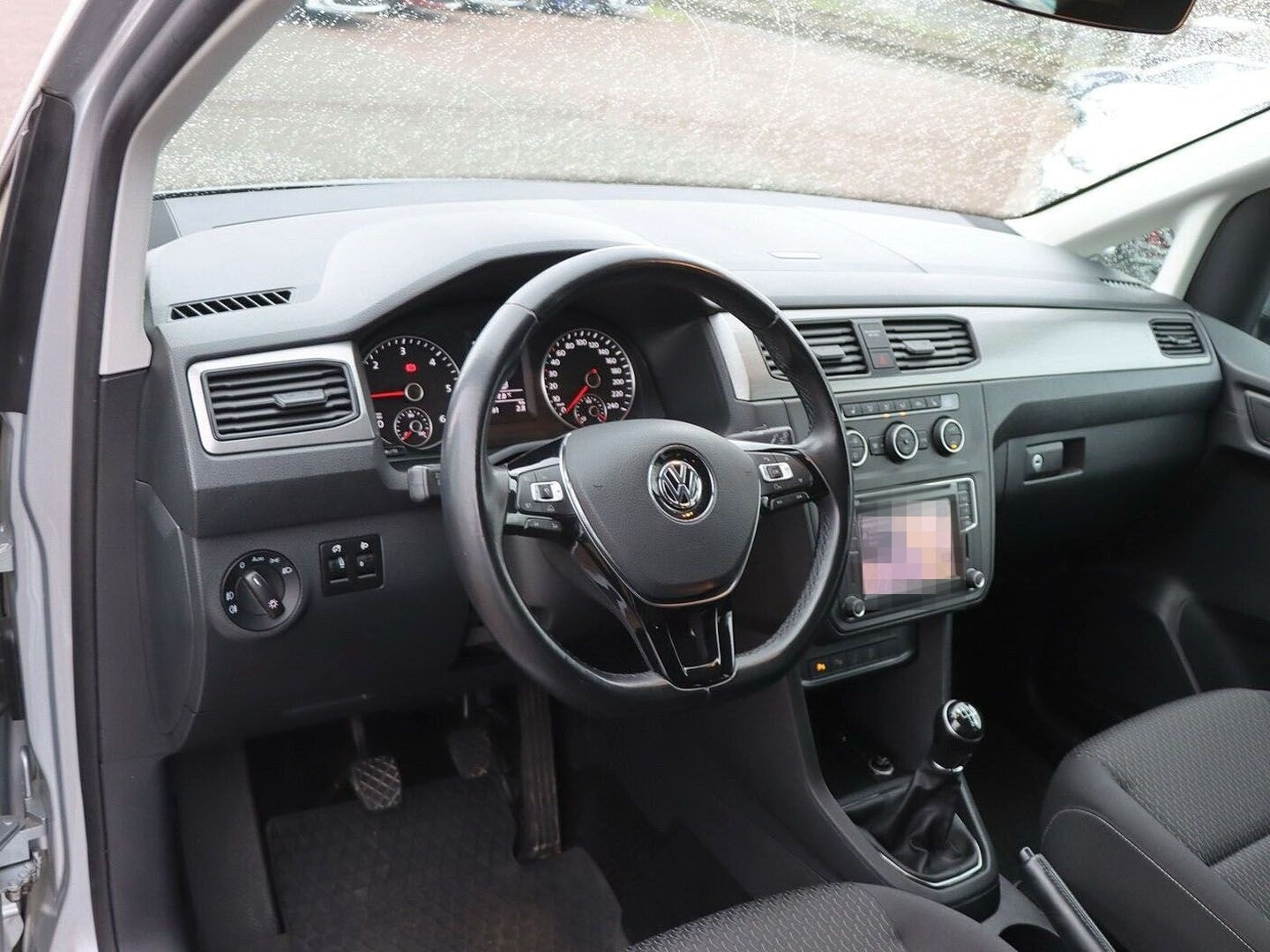 Volkswagen Caddy Trendline 2.0 TDI SCR ACC/AHK/NAVI/SITZHZ. foto 11