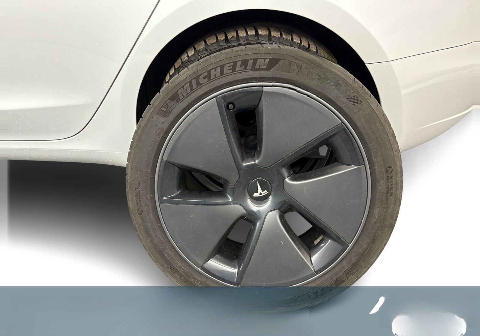 Tesla Model 3 RWD Hinterradantrieb foto 6