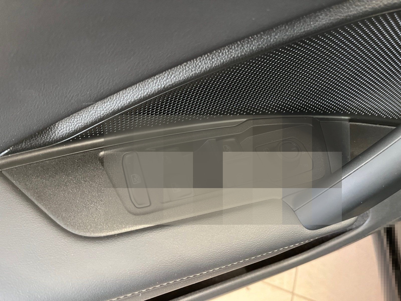 Volkswagen Tiguan Life 1.5eTSI DSG 360°Kamera AHK Schwenkba foto 16