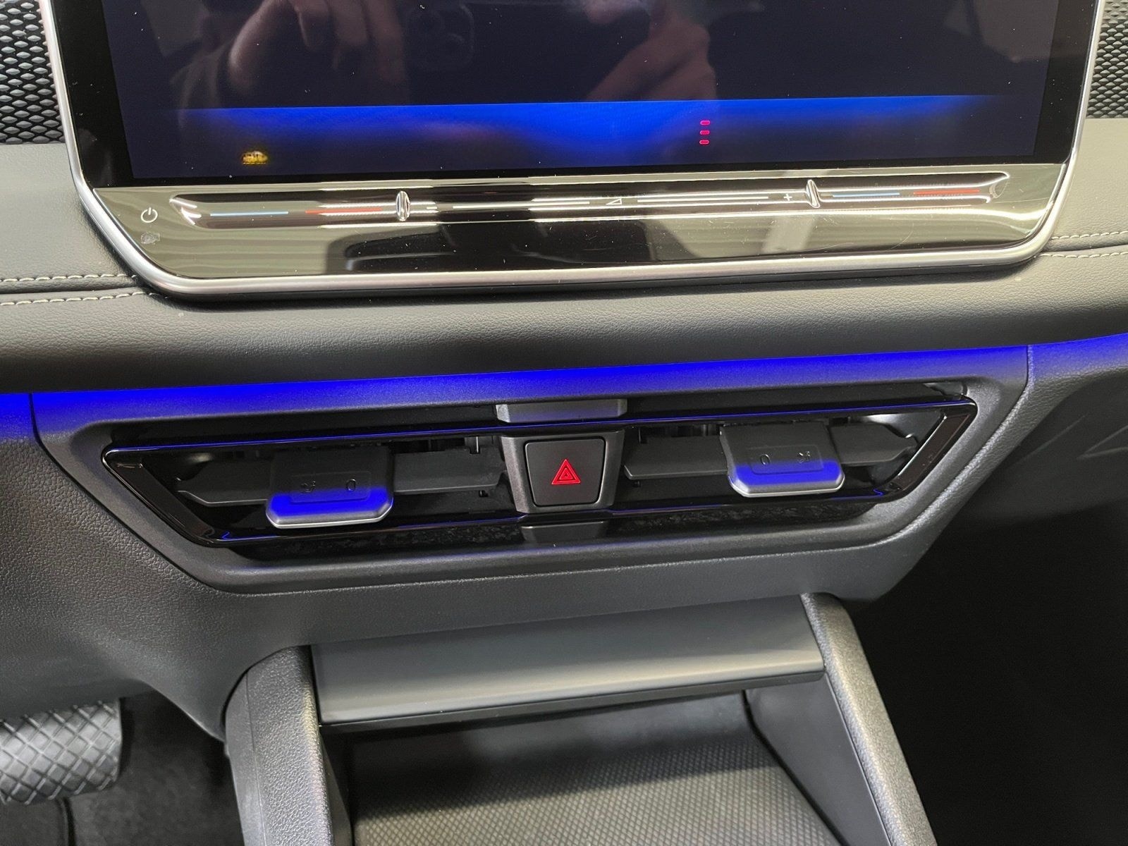 Volkswagen Tiguan Life 1.5eTSI DSG 360°Kamera AHK Schwenkba foto 18