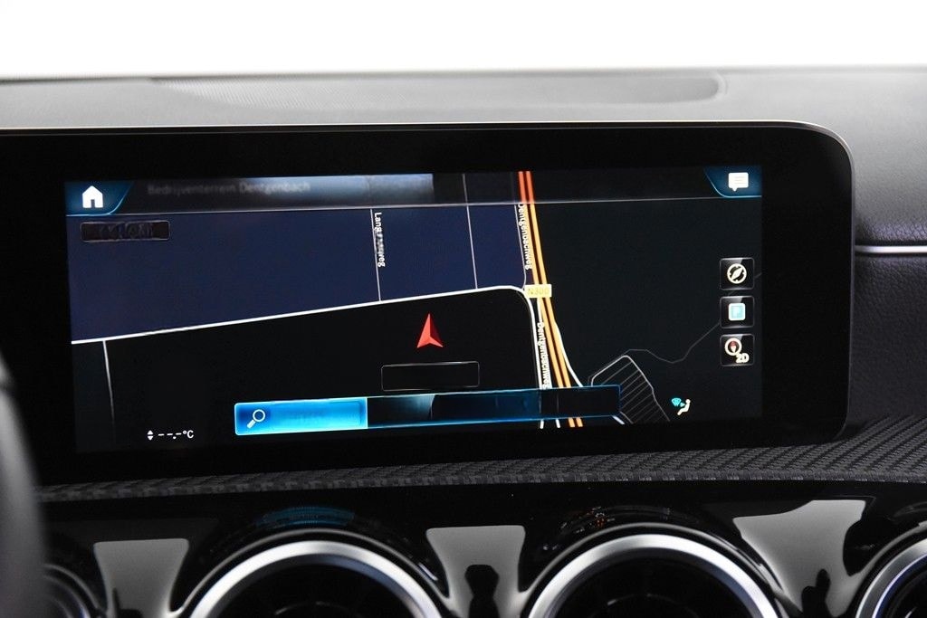 Mercedes-Benz CLA 180 Shooting Brake *1.Hand*Navi*SHZ*Kamera* foto 16