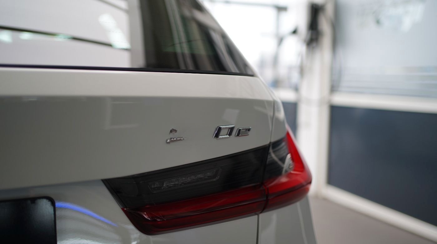 BMW 330e xDri Sport Line +HeadUp+Laserlicht+Komfortz foto 12