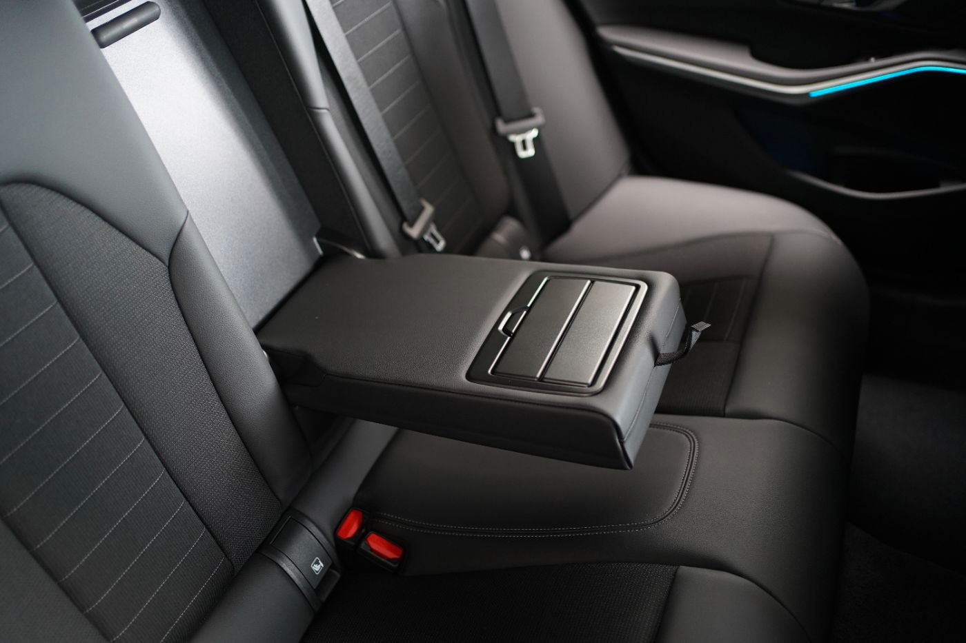 BMW 330e xDri Sport Line +HeadUp+Laserlicht+Komfortz foto 9