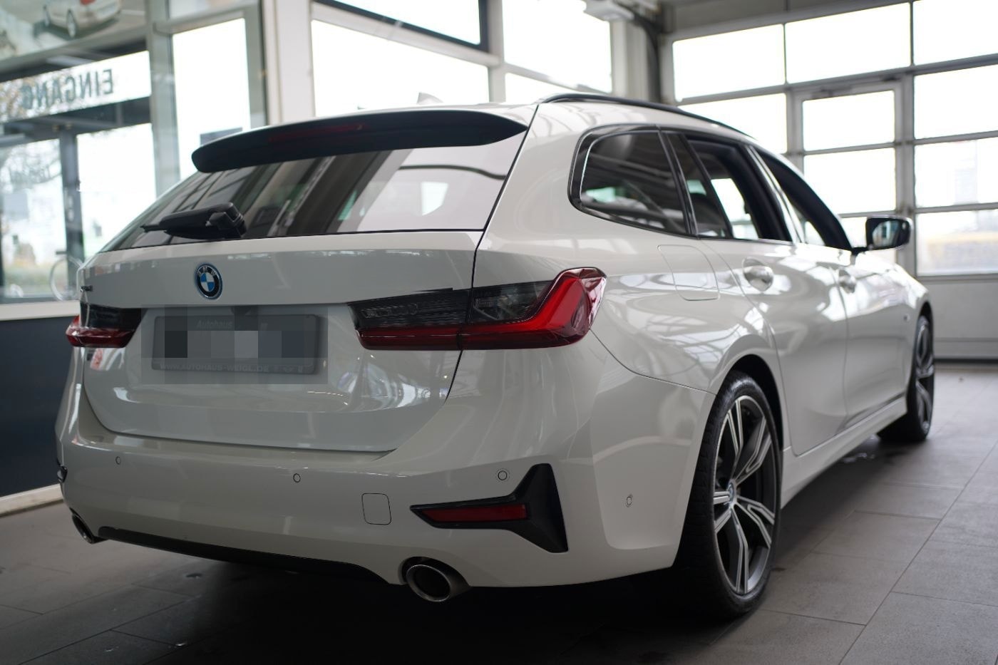 BMW 330e xDri Sport Line +HeadUp+Laserlicht+Komfortz foto 10