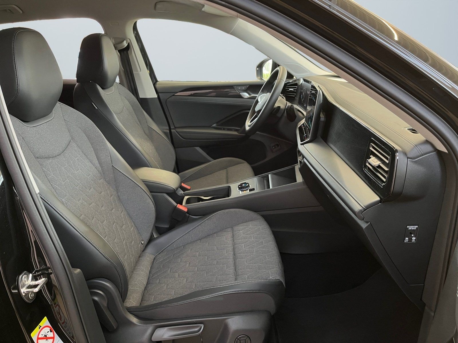 Volkswagen Tiguan Life 1.5 eTSI DSG ACC AHK Keyless-Start foto 10