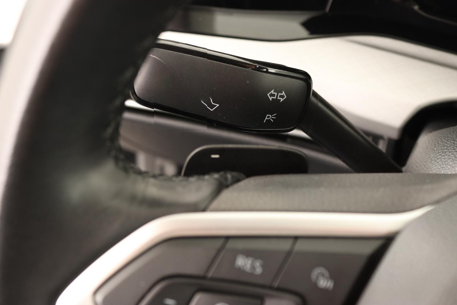 Volkswagen Golf 8 1.5 eTSI Life DSG VIRTUAL LED NAVI ACC AP foto 22