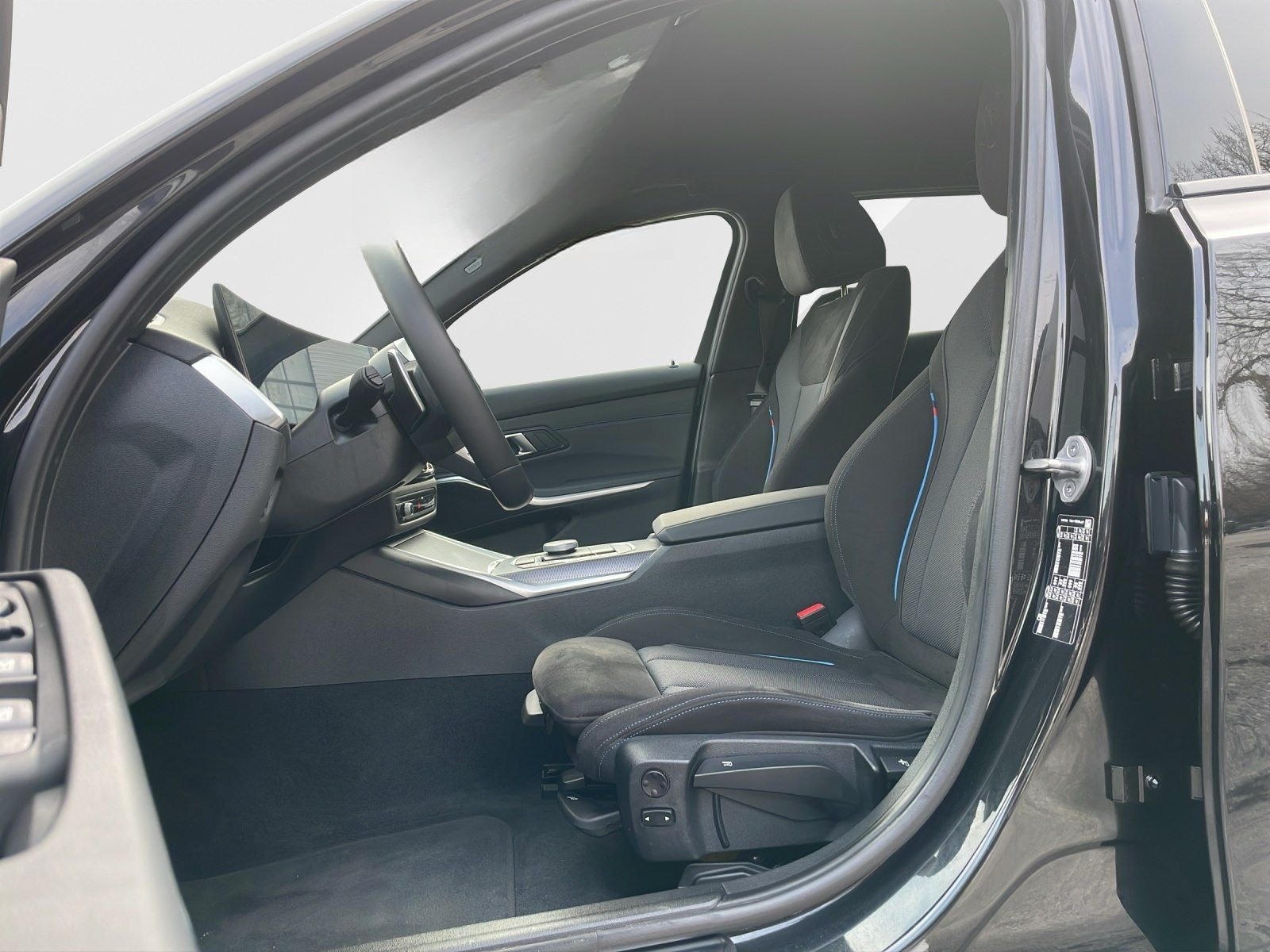 BMW 318i Touring | M Sport | Leas. ab 329€ o. Anz. | foto 13