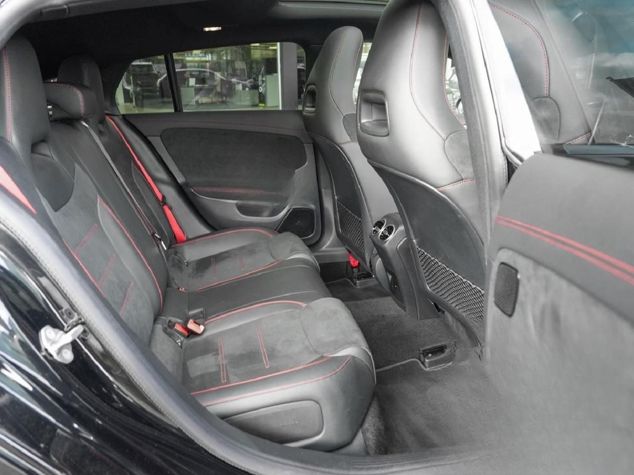 Mercedes-Benz CLA 35 4M SB Night MBUX Navi Distronic Panorama foto 11