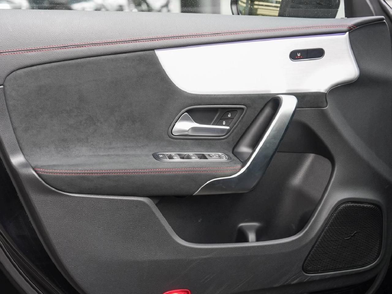 Mercedes-Benz CLA 35 4M SB Night MBUX Navi Distronic Panorama foto 17