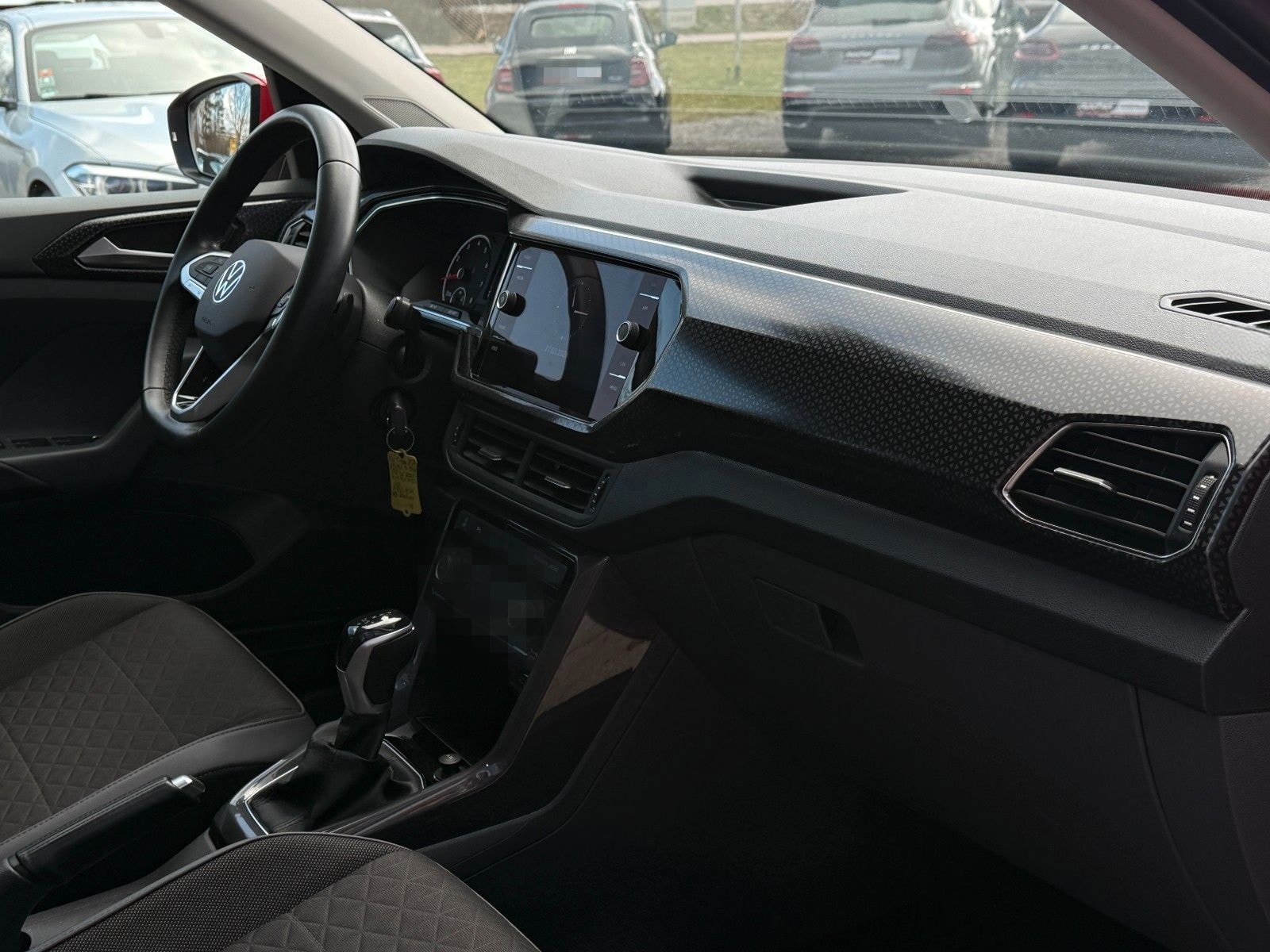 Volkswagen T-CROSS STYLE 1.5 TSI DSG ACC NAVI SHZ LED ASSIS foto 25