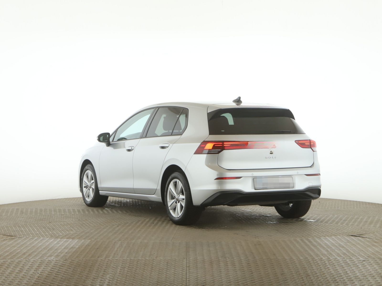 Volkswagen Golf VIII 1.5 TSI Life LED+PDC+SHZ+Navi+AppleCar foto 6