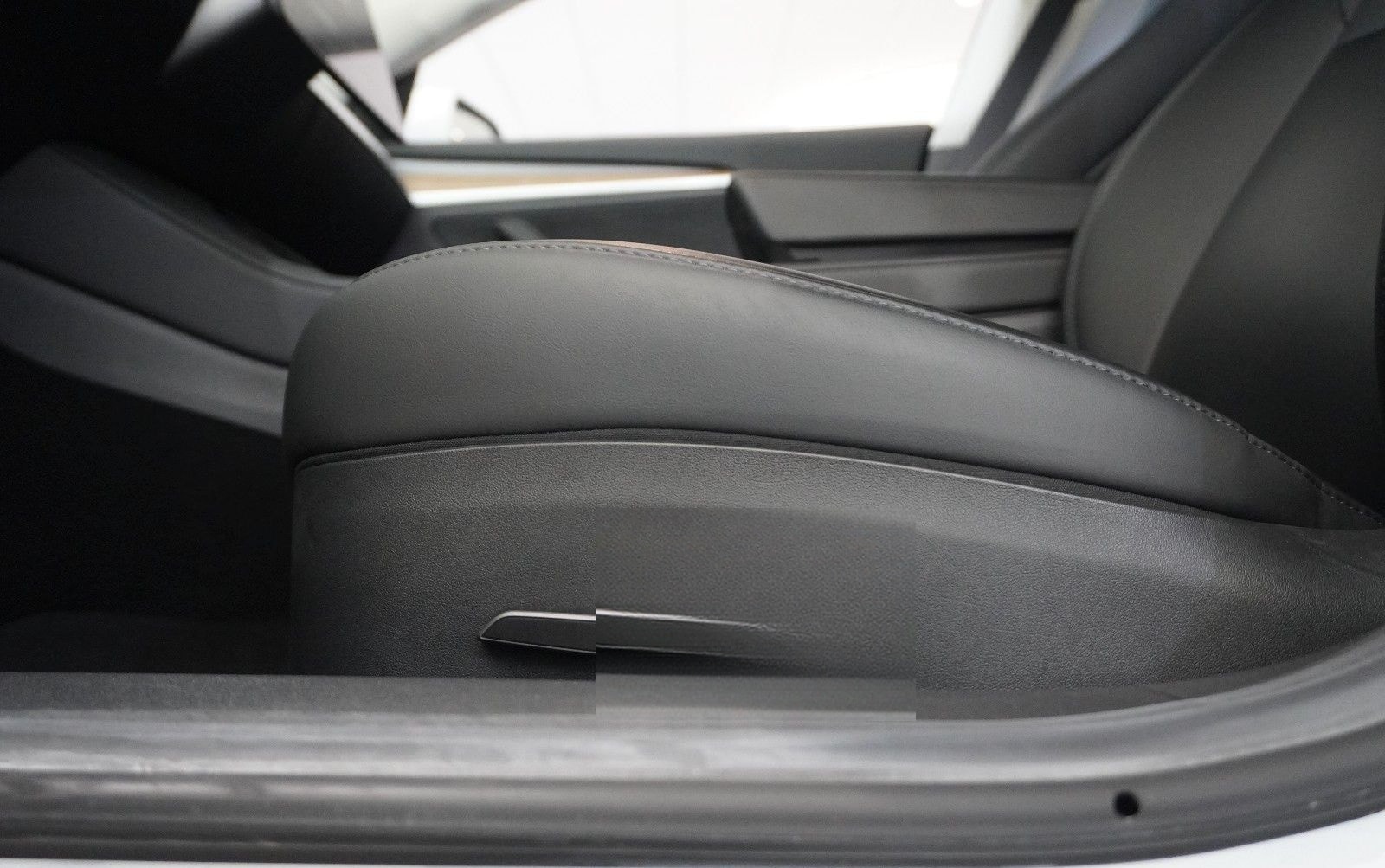 Tesla Model 3 LONGRANGE DUAL-MOTOR NAVI/KAMERA/DAB/AMD foto 15