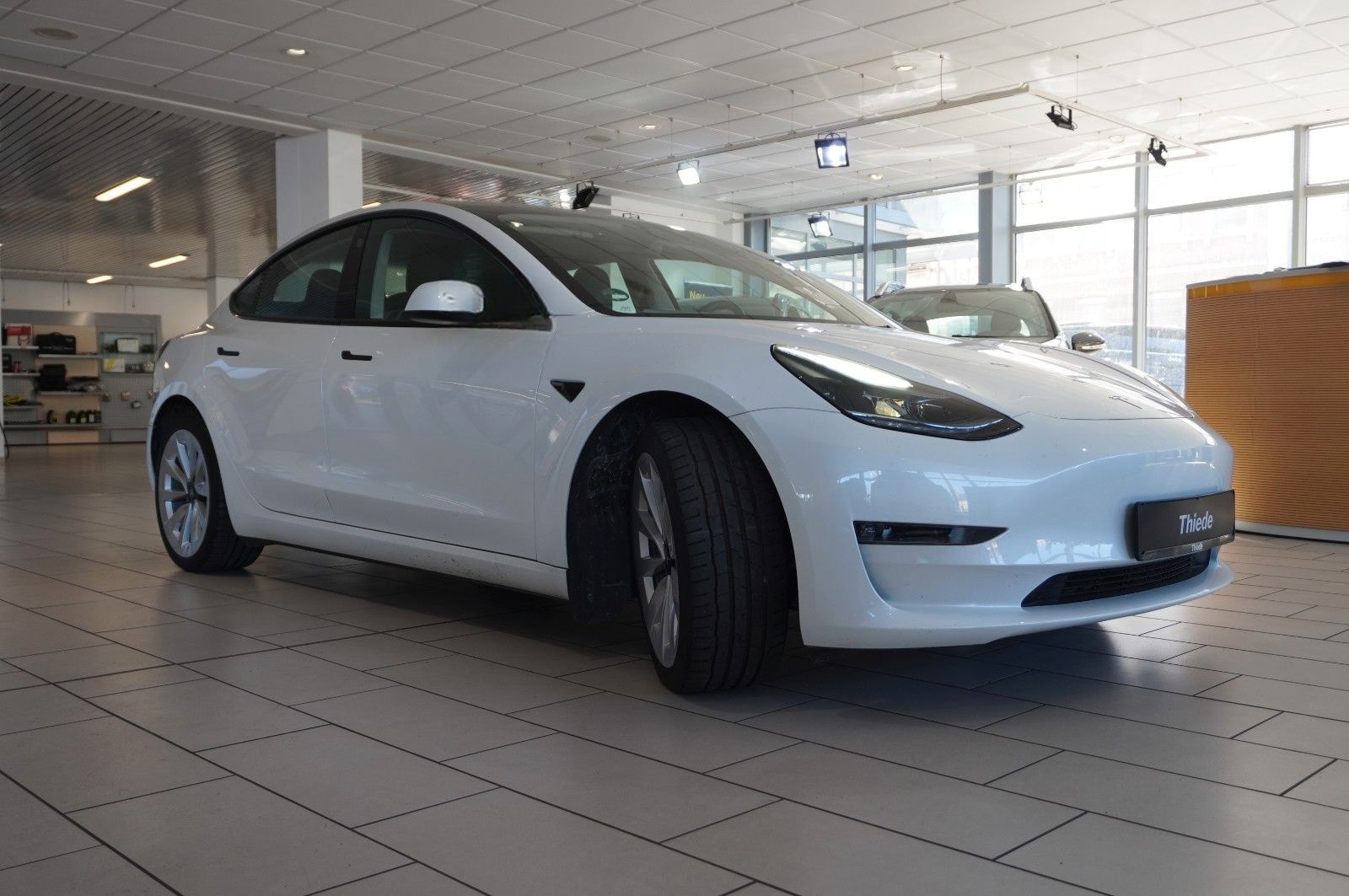 Tesla Model 3 LONGRANGE DUAL-MOTOR NAVI/KAMERA/DAB/AMD foto 5