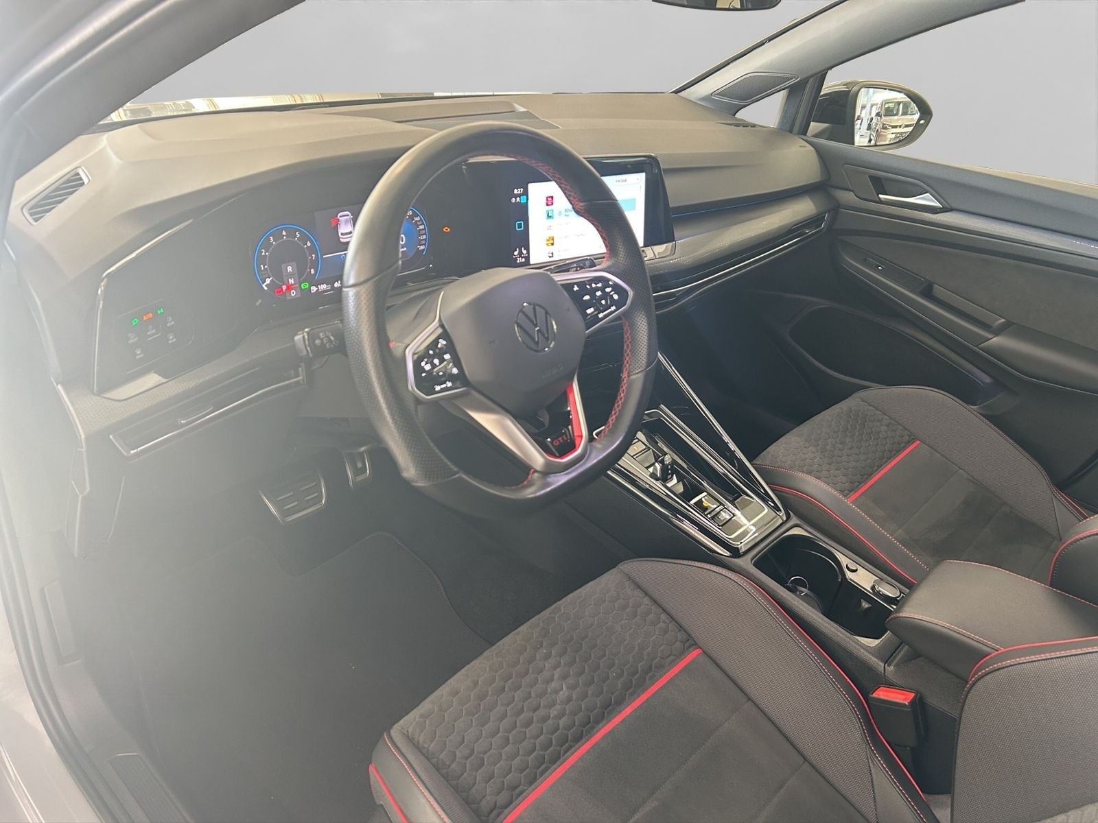 Volkswagen Golf VIII GTI Clubsport 2.0 TSI +DSG+BLACK+NAVI foto 11