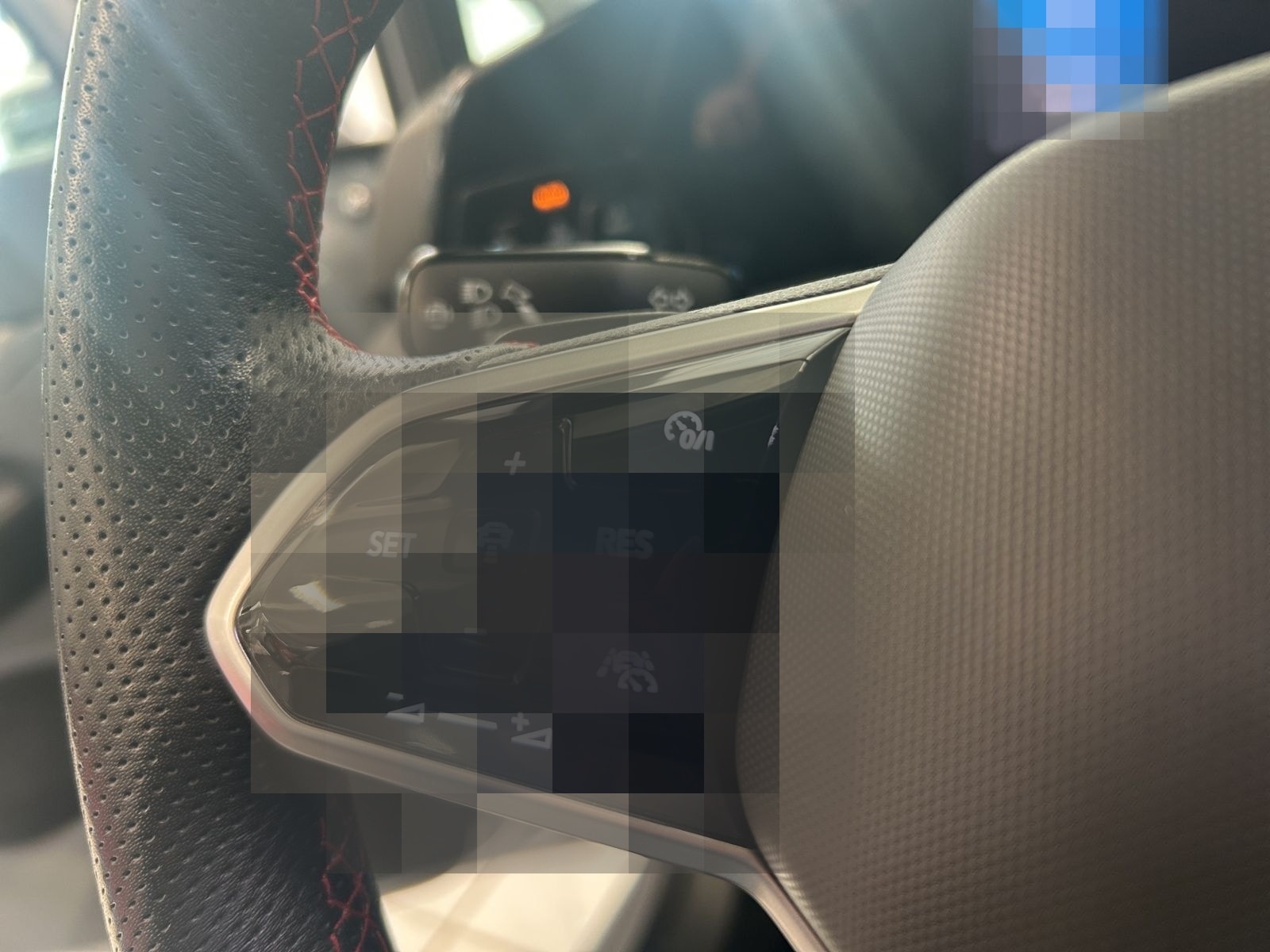 Volkswagen Golf VIII GTI Clubsport 2.0 TSI +DSG+BLACK+NAVI foto 23