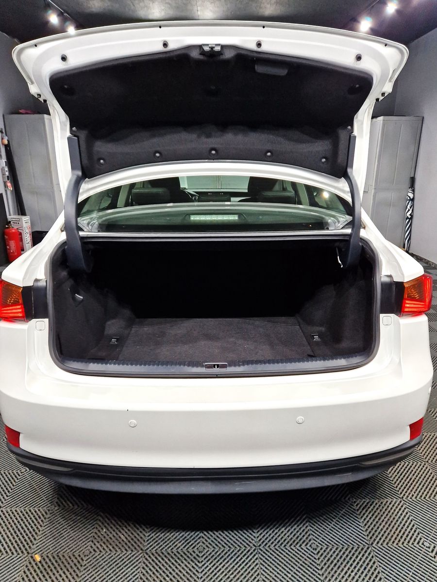 Lexus IS 300h Privilege |AUTOM|LEDER|LED|R-KAMERA|LM F foto 21