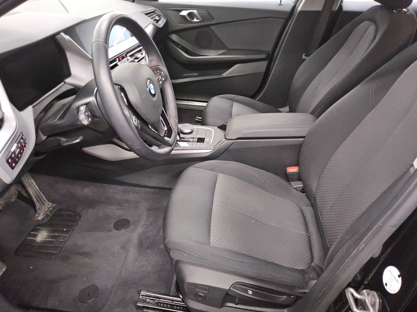 BMW 120dA Advantage Navi LED LC-Pro PDC Shz Tempomat foto 9