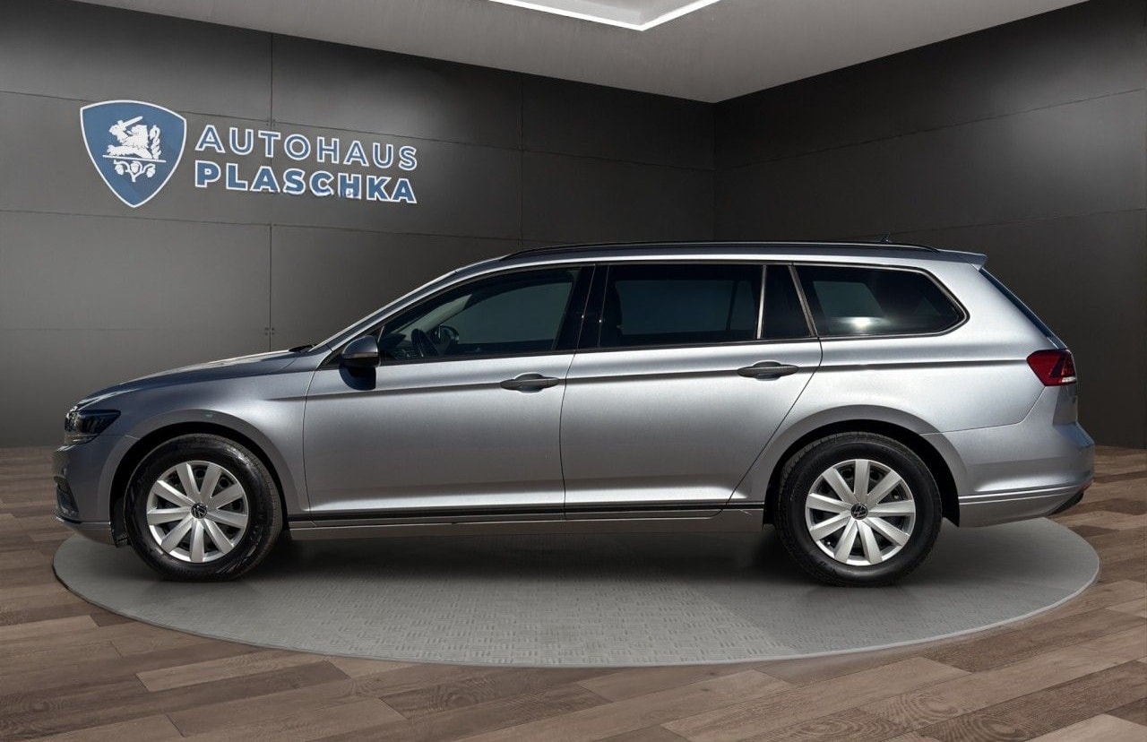 Volkswagen Passat Var. 1.5 TSI Basis AHK+KAMERA+NAVI+PDC foto 8