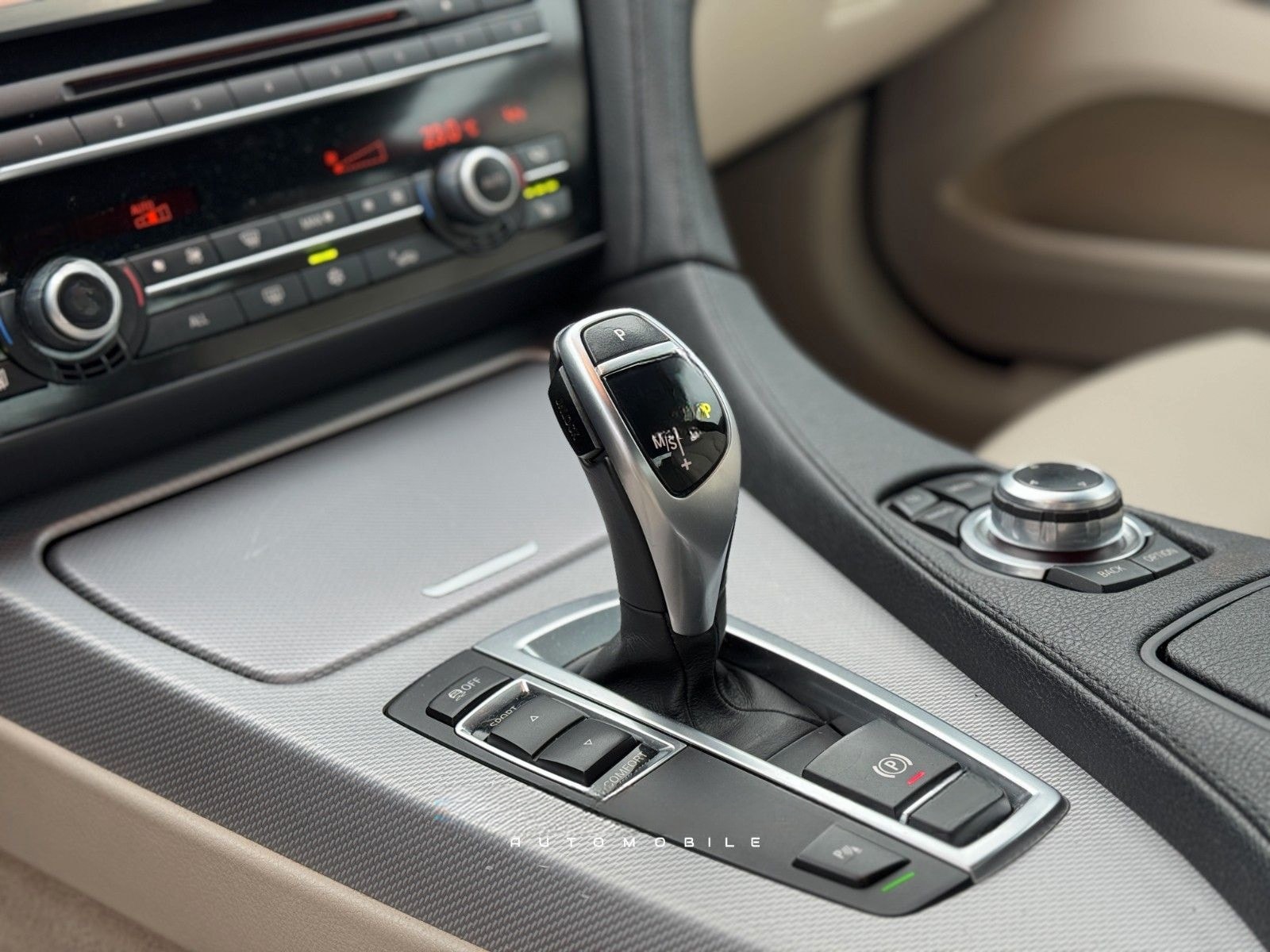 BMW 640i/Rentnerfahrzeug/Gepfl.Zustand/ M Sportpaket foto 17