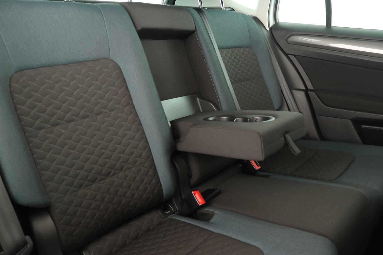 Volkswagen Golf Sportsvan 1.6 TDI IQ.DRIVE DSG AHK NAVI ACC foto 15