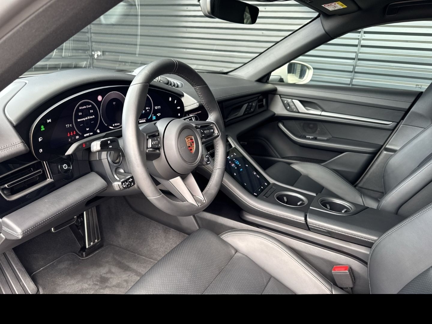 Porsche Taycan 4S Head-Up BOSE 20-Zoll Panoramadach foto 15