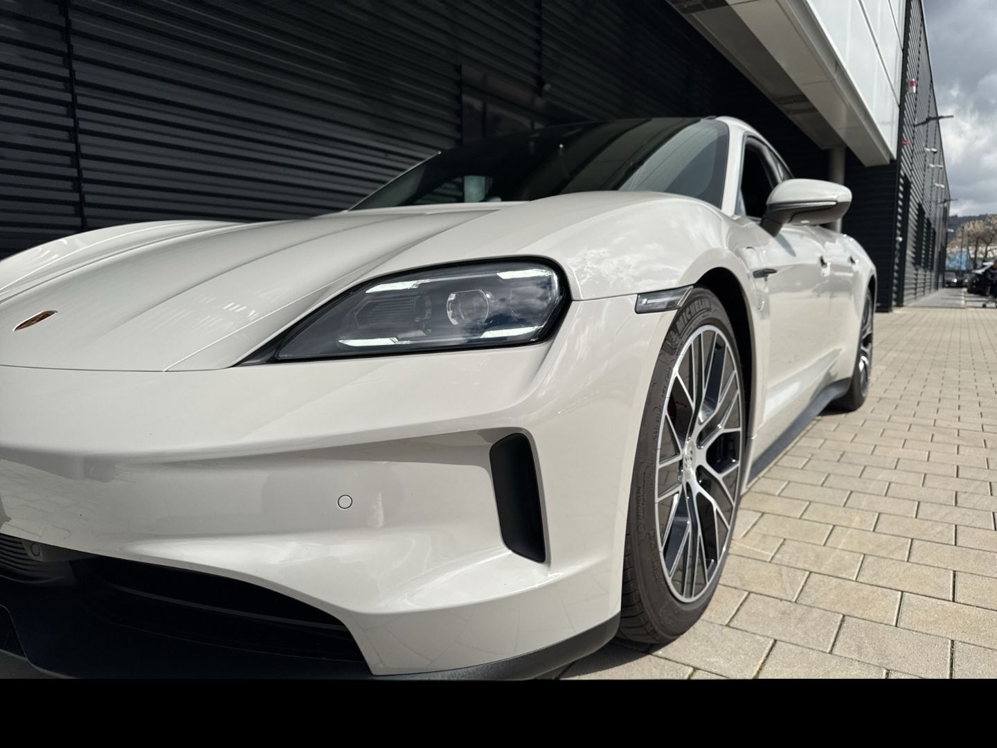 Porsche Taycan 4S Head-Up BOSE 20-Zoll Panoramadach foto 8