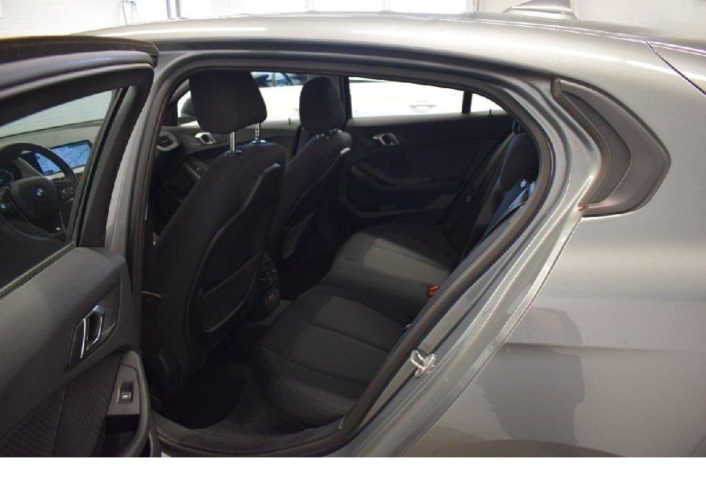 BMW 118i Advantage LED Lane AUT Klima PDC foto 11