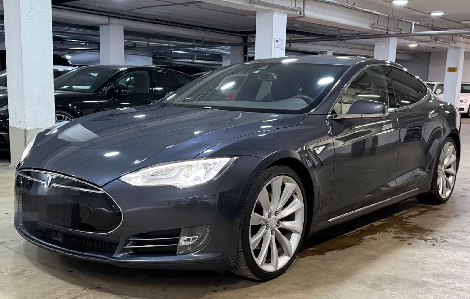 Tesla Model S Dual Navi~Klima~Xenon~Teilleder foto 1