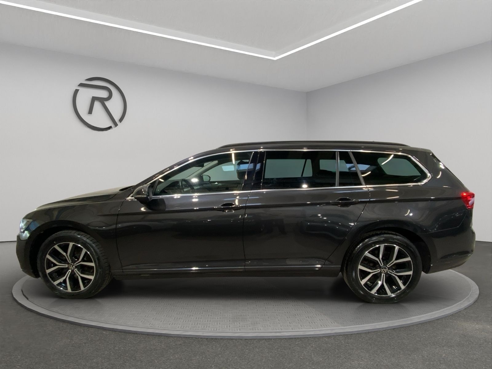 Volkswagen Passat Variant 2.0 TDI DSG Business / Navi LED A foto 17