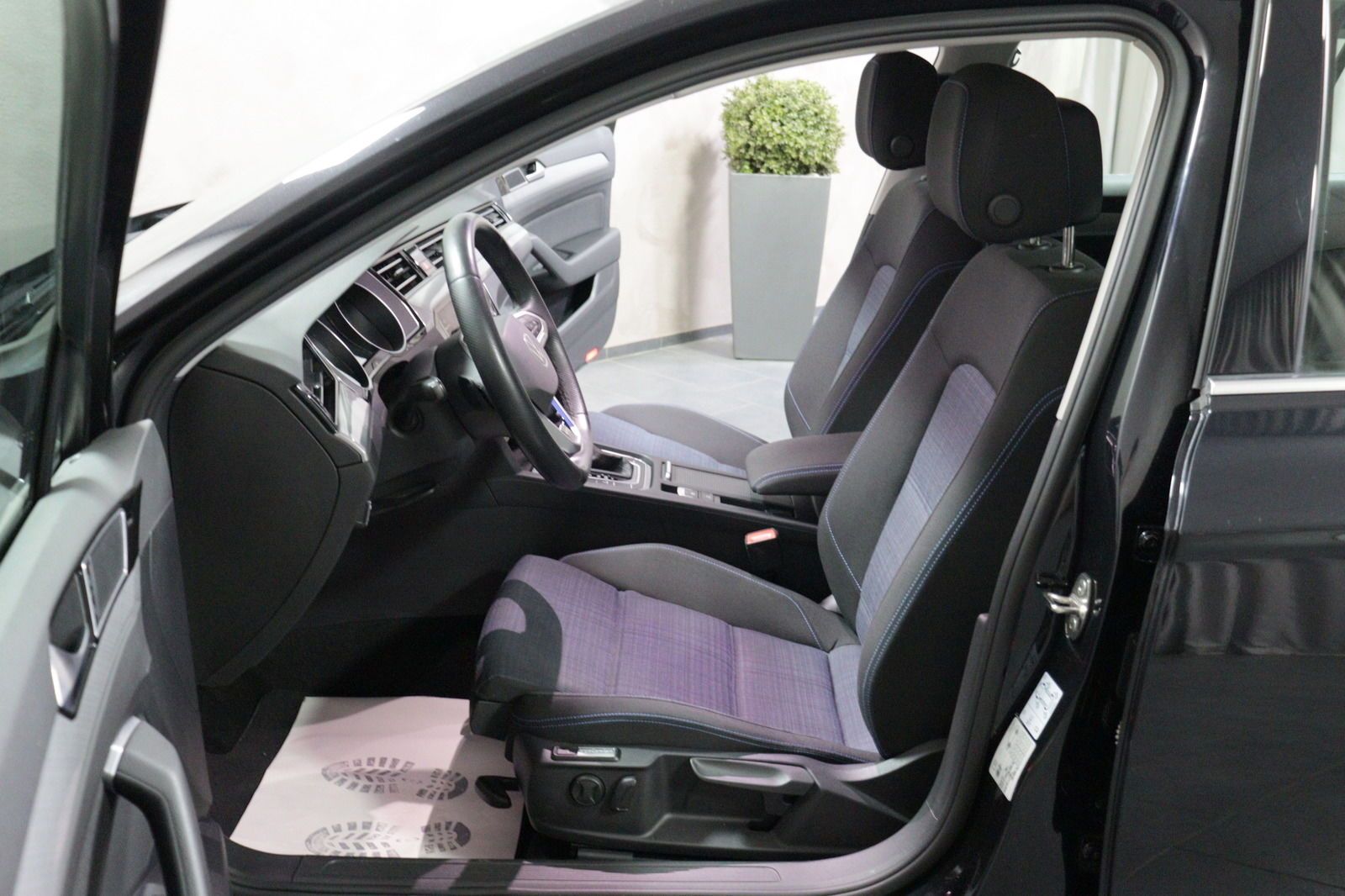 Volkswagen Passat Variant GTE eHybrid STHZG CAM AHK LED KEY foto 3