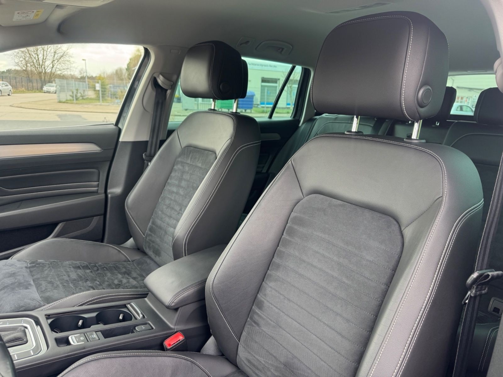 Volkswagen VW Passat R LINE*NAVI*MATRIX*R-KAM*ACC*ALCANTARA foto 19