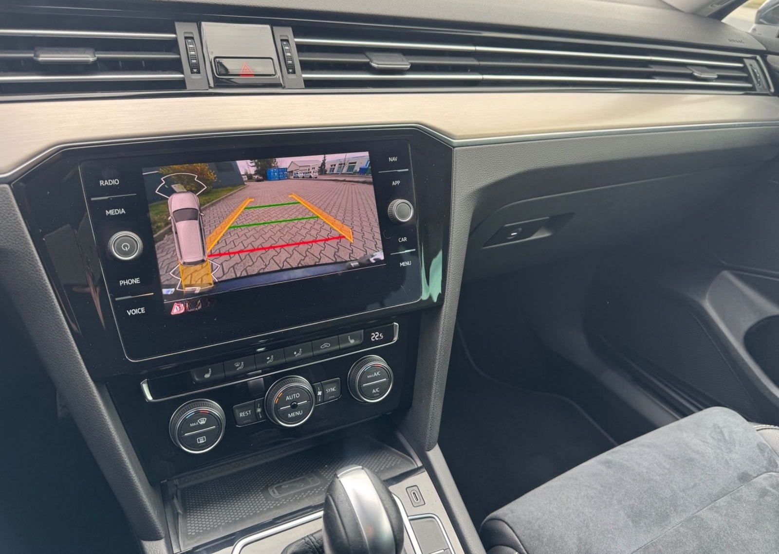 Volkswagen VW Passat R LINE*NAVI*MATRIX*R-KAM*ACC*ALCANTARA foto 18