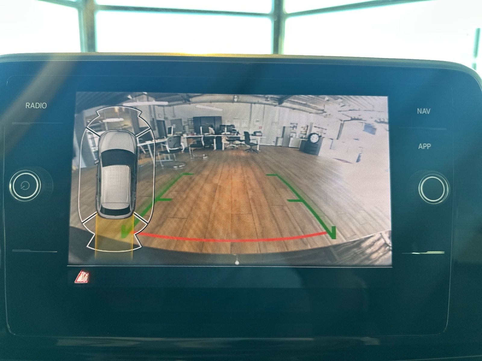 Volkswagen T-Roc R-Line/NAVI/KAMERA/TEMPOMAT/SHZ foto 21