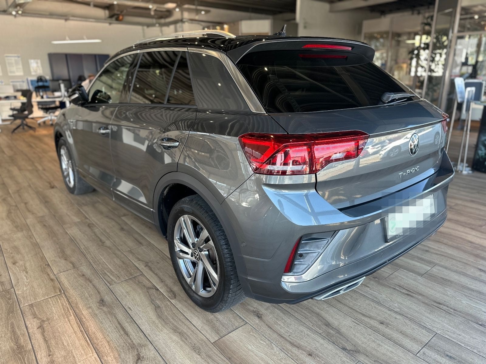 Volkswagen T-Roc R-Line/NAVI/KAMERA/TEMPOMAT/SHZ foto 6