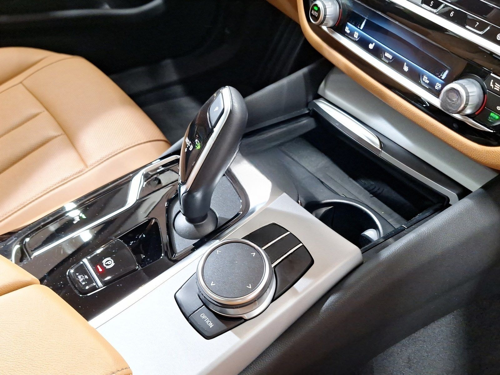 BMW 520d xDrive Touring Standheizung Kamera HiFi foto 17