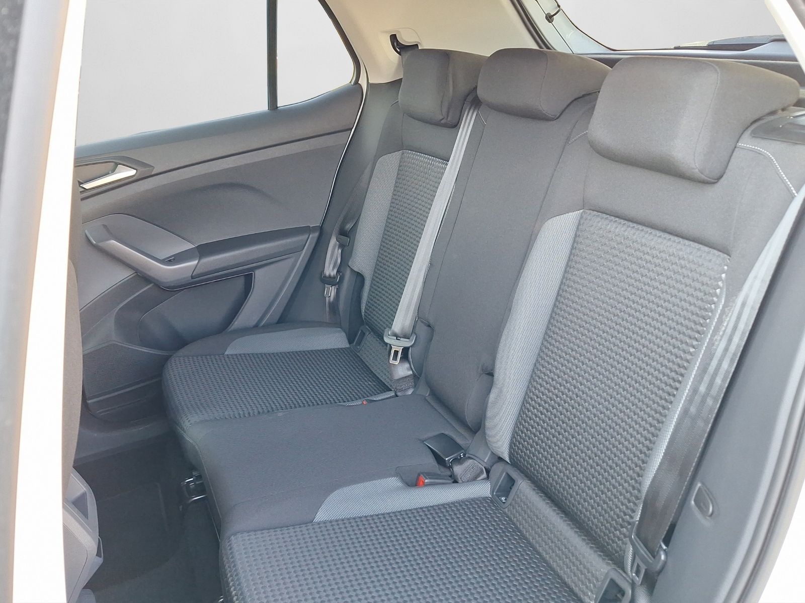 Volkswagen T-Cross Life 1.0 TSI OPF 81 kW 7-Gang-DSG foto 15