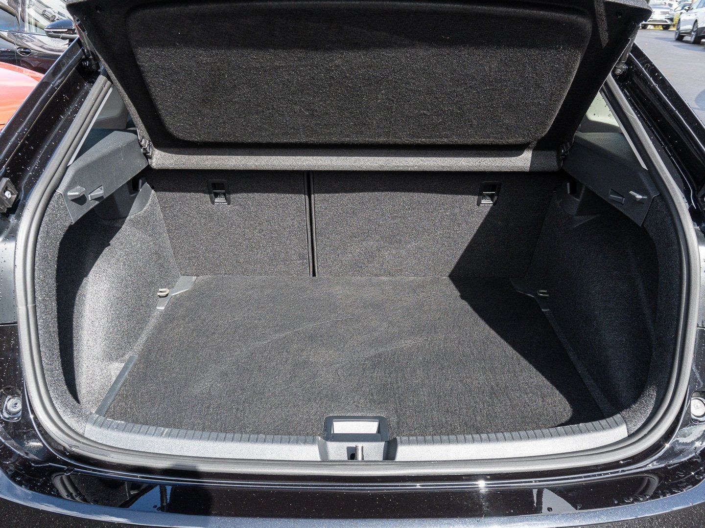 Volkswagen Taigo 1.0 TSI Life foto 17